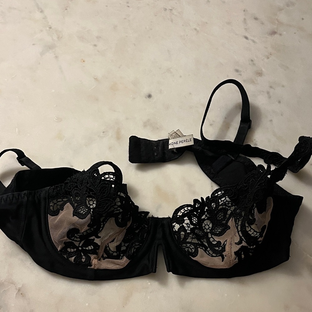 Simone Perele Black and Cream Lace Bra